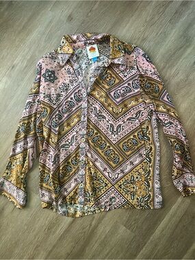 Woman's Farm Rio Button-Up Shirt - Pink & Mustard Paisley Print